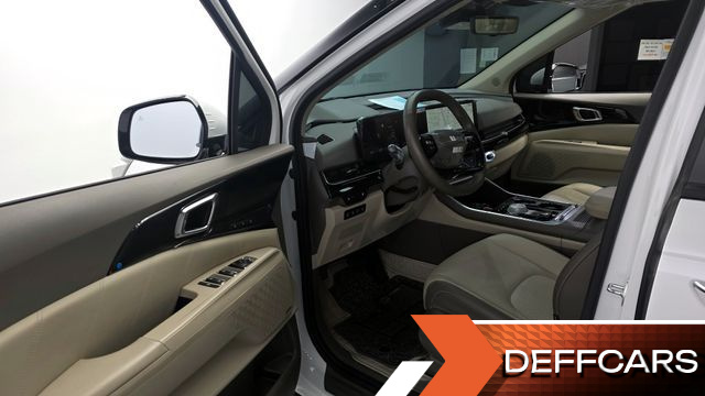Kia CARNIVAL HEV 9-Seater Hi-Limousine Signature купить на сайте DeffCars