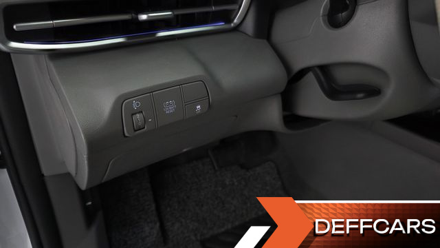 Hyundai AVANTE Inspiration купить на сайте DeffCars