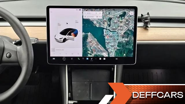 Tesla MODEL 3 Long Range AWD купить на сайте DeffCars
