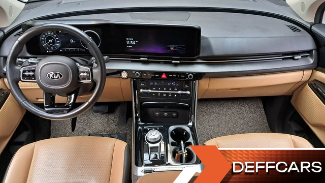 Kia CARNIVAL 9-Seater Signature купить на сайте DeffCars