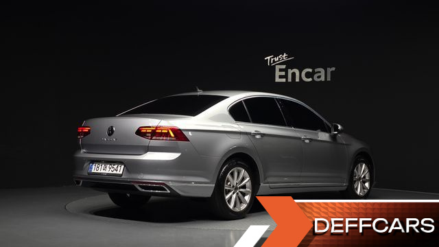 Volkswagen PASSAT 2.0 TDI Premium купить на сайте DeffCars