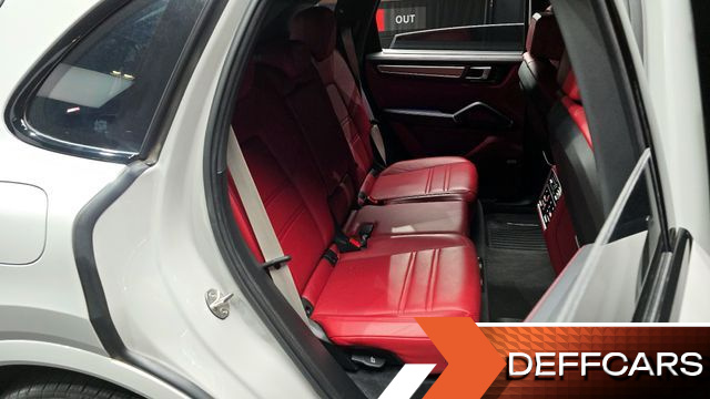 Porsche CAYENNE 3.0 купить на сайте DeffCars