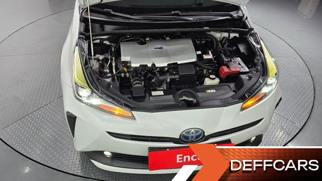 Toyota PRIUS 1.8 купить на сайте DeffCars