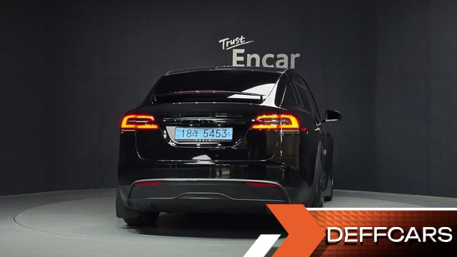 Tesla MODEL X AWD купить на сайте DeffCars