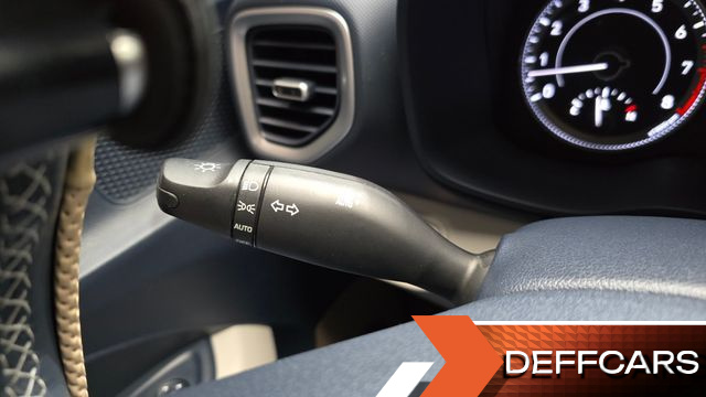 Hyundai VENUE 1.6 Flux купить на сайте DeffCars