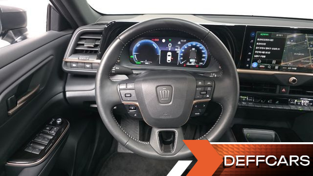 Toyota CROWN 2.5 4WD Hybrid купить на сайте DeffCars