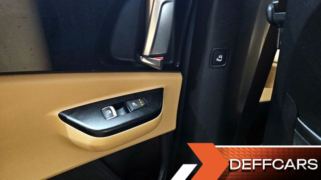 Kia CARNIVAL 9-Seater Prestige купить на сайте DeffCars