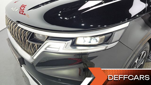 Kia CARNIVAL 9-Seater Noblesse купить на сайте DeffCars