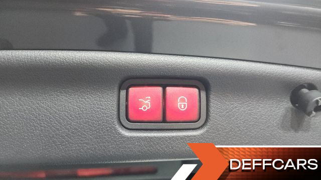 Mercedes C-CLASS C300 4MATIC Avantgarde купить на сайте DeffCars