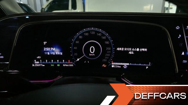 Cadillac ESCALADE 6.2 ESV ESV Sports Platinum купить на сайте DeffCars