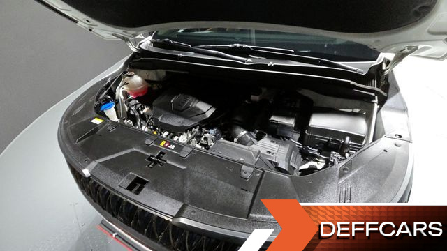 Kia CARNIVAL 9-Seater Noblesse купить на сайте DeffCars