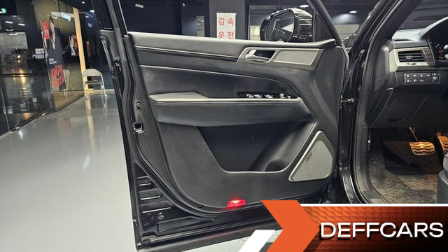 Ssangyong REXTON Diesel 2.2 4WD Majesty купить на сайте DeffCars