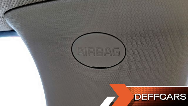 Kia CARNIVAL Gasoline 7-Seater Limousine President купить на сайте DeffCars