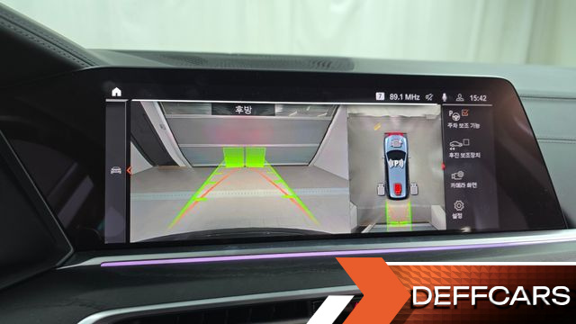 BMW X7 xDrive 40i Design Pure Excellence 6-Seater купить на сайте DeffCars