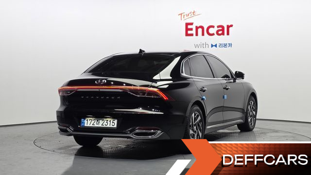 Hyundai GRANDEUR Le Blanc купить на сайте DeffCars