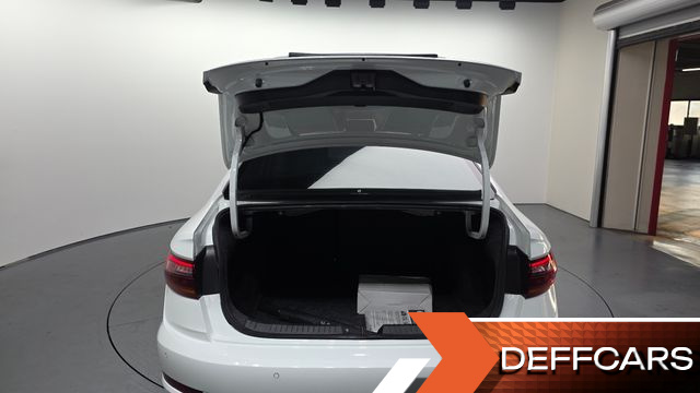 Volkswagen JETTA 1.4 TSI Prestige купить на сайте DeffCars