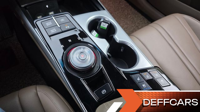 Kia K8 2.5 Gasoline 2WD Noblesse купить на сайте DeffCars
