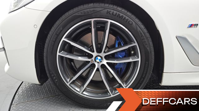 BMW 5-SERIES 520i M Sport купить на сайте DeffCars
