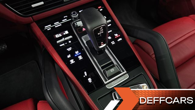 Porsche CAYENNE 3.0 PLATINUM EDITION купить на сайте DeffCars