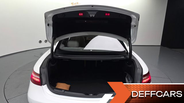 Mercedes E-CLASS E220d Coupe купить на сайте DeffCars