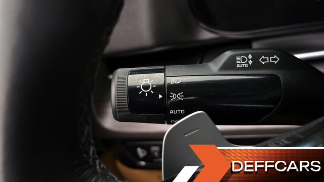 Kia CARNIVAL 11-Seater Signature купить на сайте DeffCars