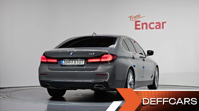 BMW 5-SERIES 520i Luxury купить на сайте DeffCars