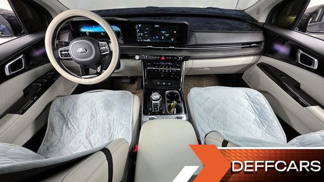 Kia CARNIVAL 7-Seater Signature купить на сайте DeffCars