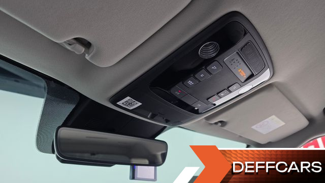 Kia CARNIVAL 9-Seater Noblesse купить на сайте DeffCars