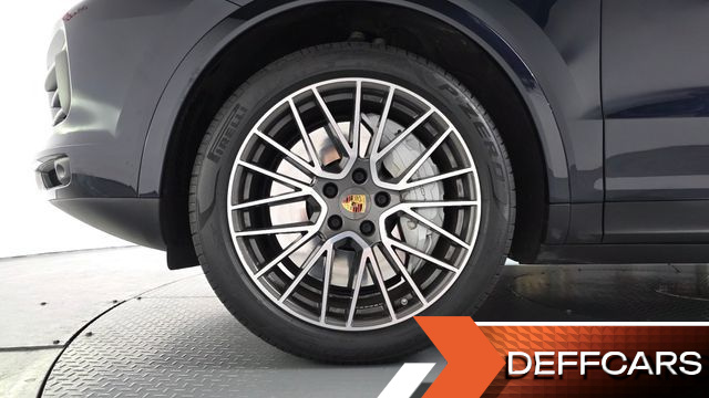 Porsche CAYENNE 3.0 купить на сайте DeffCars
