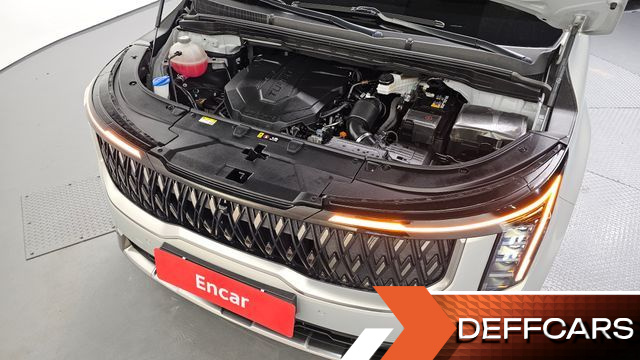Kia CARNIVAL 7-Seater Signature купить на сайте DeffCars
