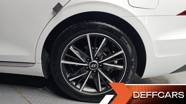 Hyundai GRANDEUR 2.5 Premium Choice купить на сайте DeffCars