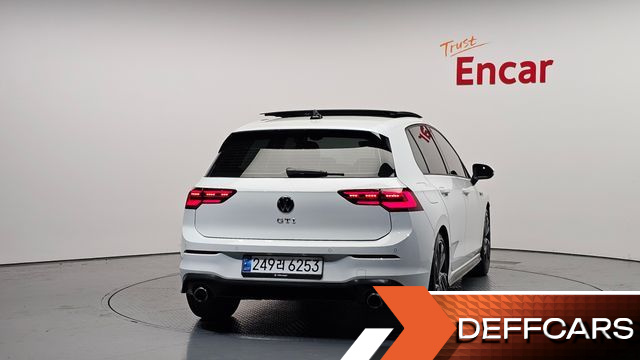 Volkswagen GOLF 2.0 GTI купить на сайте DeffCars