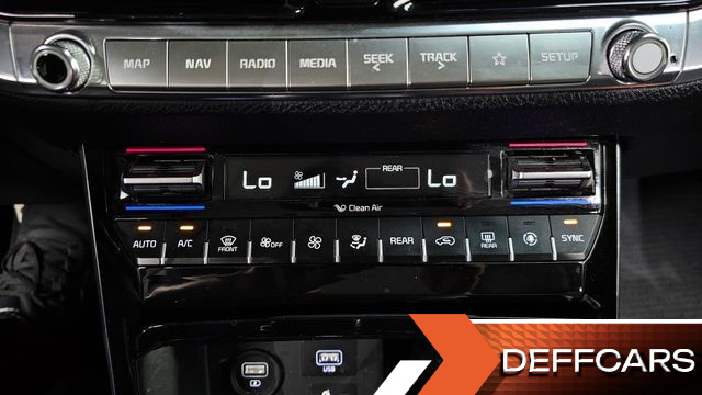 Kia MOHAVE Diesel 3.0 4WD 6-Seater Masters купить на сайте DeffCars