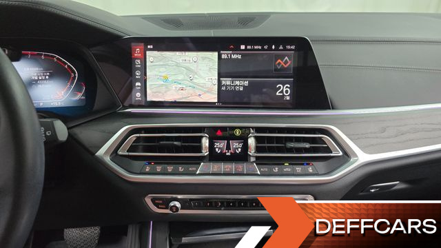 BMW X7 xDrive 40i Design Pure Excellence 6-Seater купить на сайте DeffCars