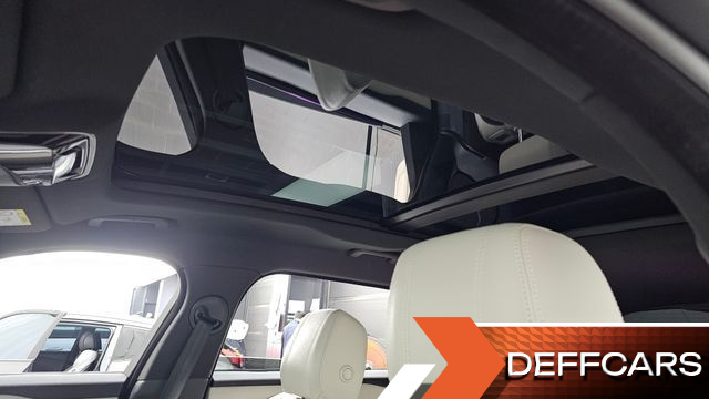 Land Rover RANGE ROVER VELAR 3.0 P380 R-Dynamic SE купить на сайте DeffCars