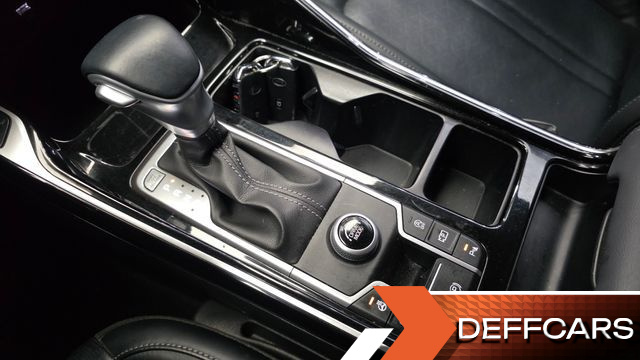 Kia SORENTO Diesel 2.2 2WD Prestige купить на сайте DeffCars