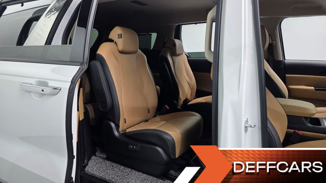Kia CARNIVAL 9-Seater Noblesse купить на сайте DeffCars