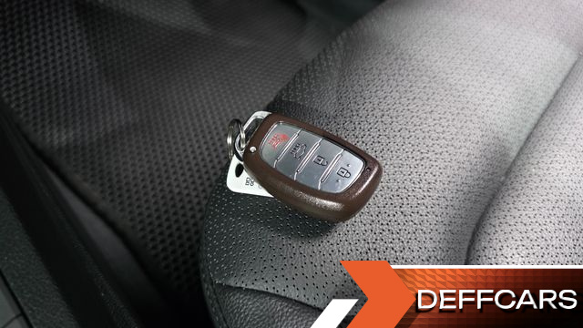 Hyundai AVANTE 1.6 e-VGT SMART Special купить на сайте DeffCars