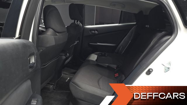 Toyota PRIUS 1.8 купить на сайте DeffCars