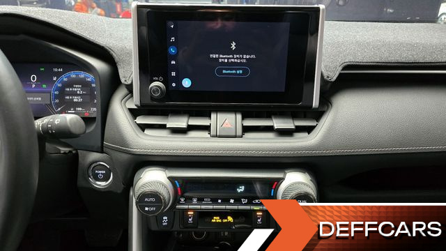 Toyota RAV4 2.5 2WD Hybrid XLE купить на сайте DeffCars