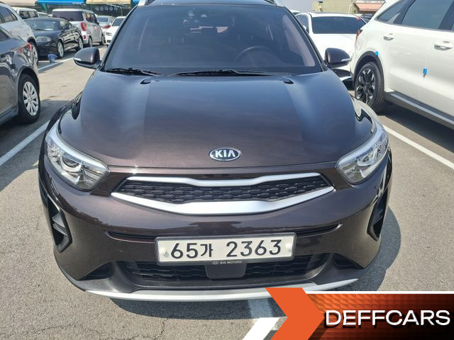 Kia STONIC 1.4 Deluxe купить на сайте DeffCars