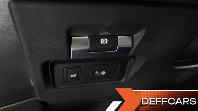 Land Rover RANGE ROVER EVOQUE P250 SE купить на сайте DeffCars