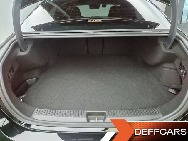 Mercedes E-CLASS E350e 4MATIC купить на сайте DeffCars