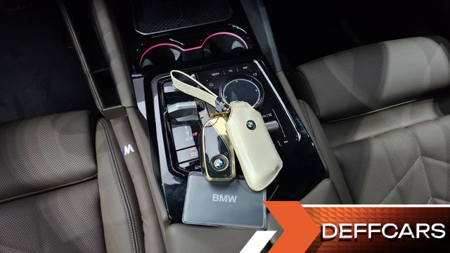 BMW 5-SERIES 520i M Sport купить на сайте DeffCars