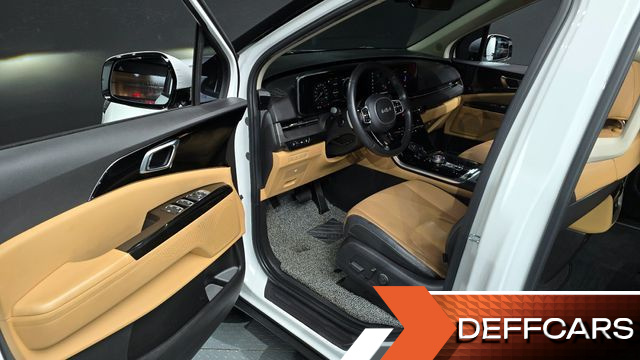 Kia CARNIVAL 9-Seater Noblesse купить на сайте DeffCars