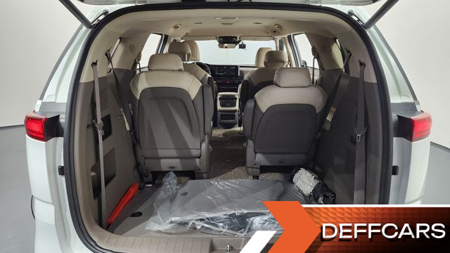 Kia CARNIVAL 9-Seater Noblesse купить на сайте DeffCars