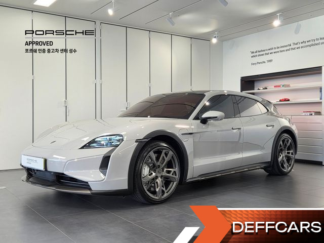 Porsche TAYCAN Turbo Cross Turismo купить на сайте DeffCars
