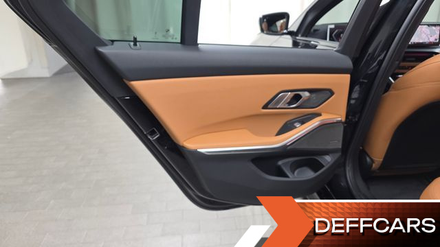 BMW 3-SERIES 320i M Sport купить на сайте DeffCars
