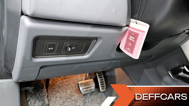 Land Rover RANGE ROVER EVOQUE 2.0 TD4 SE купить на сайте DeffCars