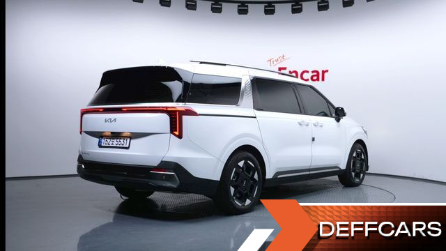 Kia CARNIVAL 7-Seater Noblesse купить на сайте DeffCars